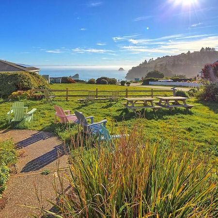 Ocean View Village Condo With Trails To Beaches Trinidad Eksteriør billede