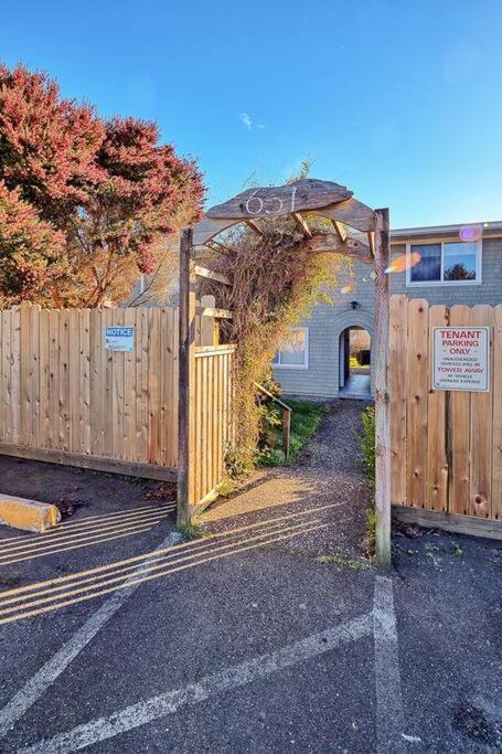 Ocean View Village Condo With Trails To Beaches Trinidad Eksteriør billede