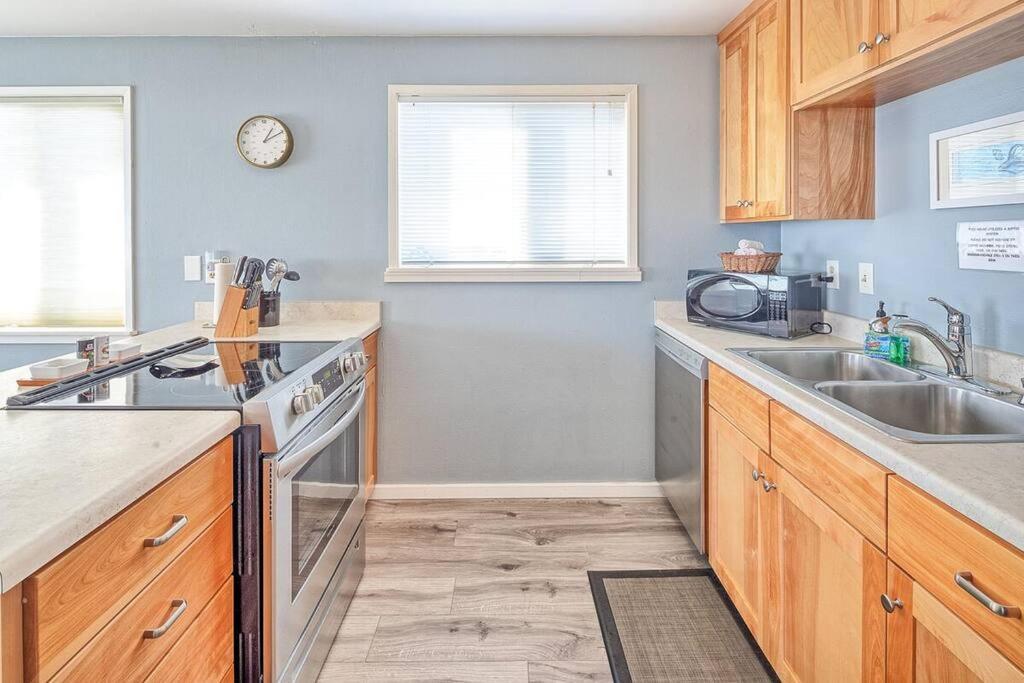 Ocean View Village Condo With Trails To Beaches Trinidad Eksteriør billede