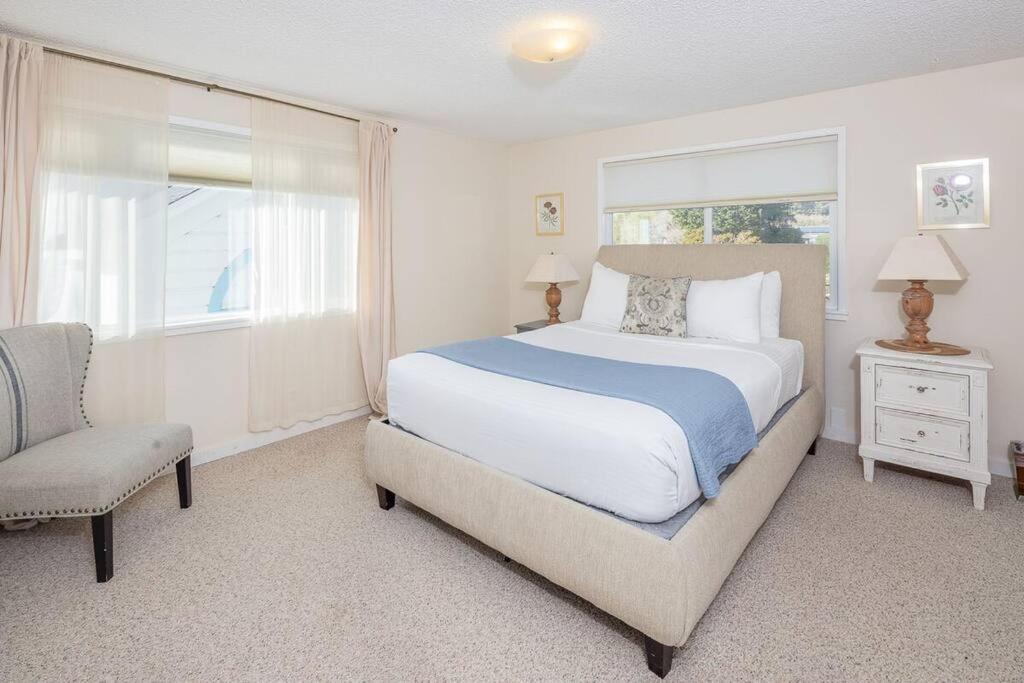 Ocean View Village Condo With Trails To Beaches Trinidad Eksteriør billede